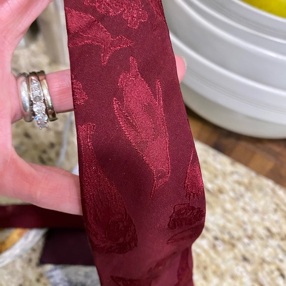 Vintage 1996 Endangered Species Arctic Wolf Silk Necktie Tie - Picture 7 of 11